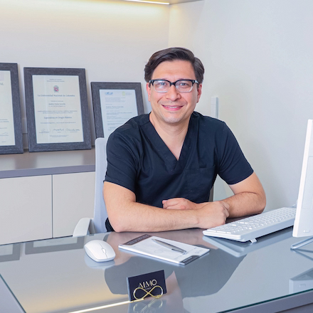 Dr. Andrés Parra - Board-Certified Plastic Surgeon, ALMO Clinic